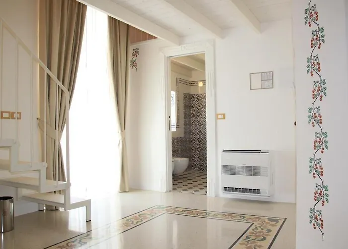 Alojamento de Acomodação e Pequeno-almoço Dimora Dell'osanna 4*