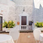 Dimora Dell'osanna فندق مبيت وإفطار كاروفينيو