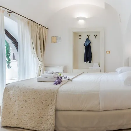 Bed & Breakfast Dimora Dell'osanna 4*