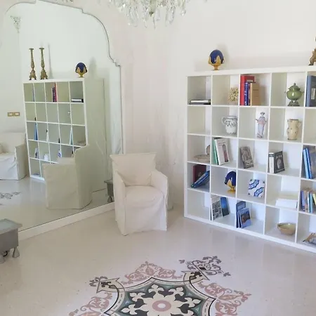 Bed and Breakfast Dimora Dell'osanna 4*