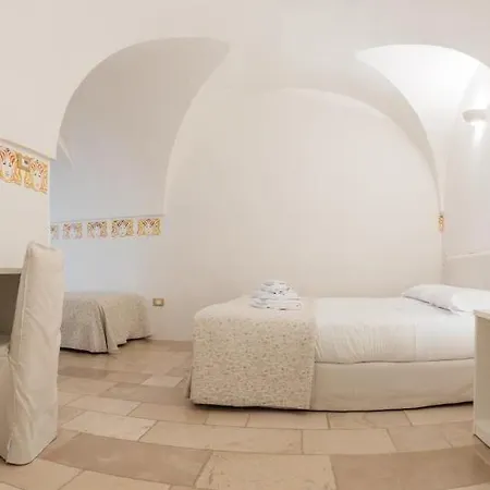 Dimora Dell'osanna B&B 카로비그노