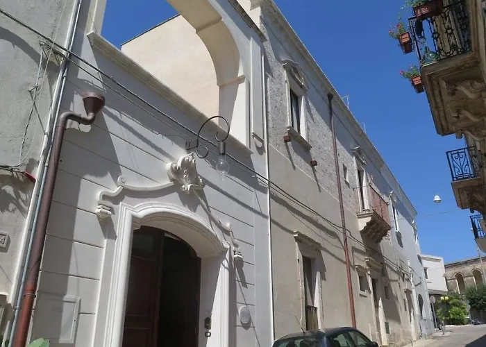 Dimora Dell'osanna לינה וארוחת בוקר קרוביניו